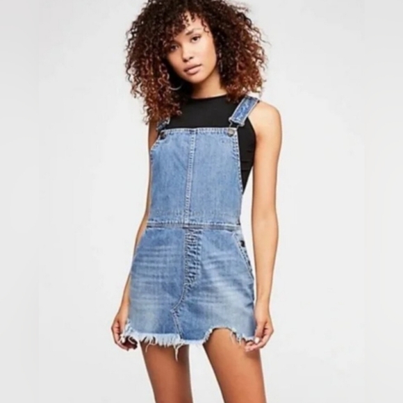 💙Free People💙 - Blue Denim Distressed Frayed Hem Overall Dress - Picture 2 of 15